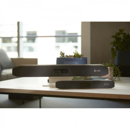 Poly Studio X30: Visioconférence 4K Ultra-Clair pour Petits Espaces - Collaboration Impeccable!