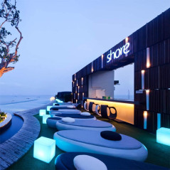 Cube LED Mr.Go: Ambiance Lumineuse Rechargeable & Étanche - Illuminez Votre Espace avec Style!