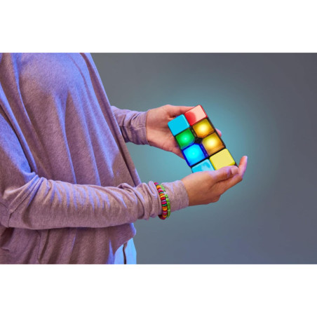 Flipslide: Jeu Électronique Casse-Tête - Défiez Votre Agilité et Mémoire! 4 Modes, 8+ ans